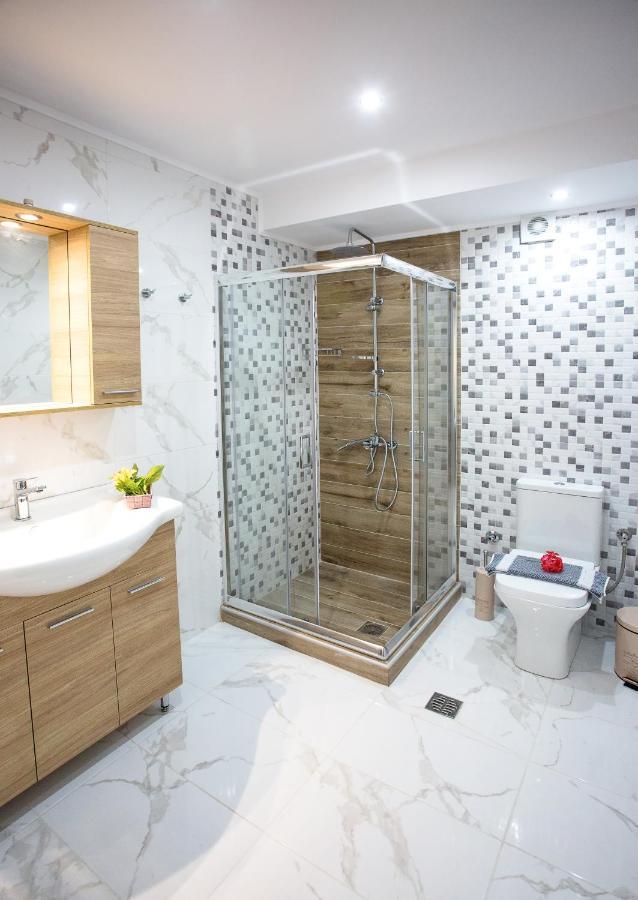 Kaiafas Luxury Philoxenia Apartment เนอาเปรามอส ภายนอก รูปภาพ