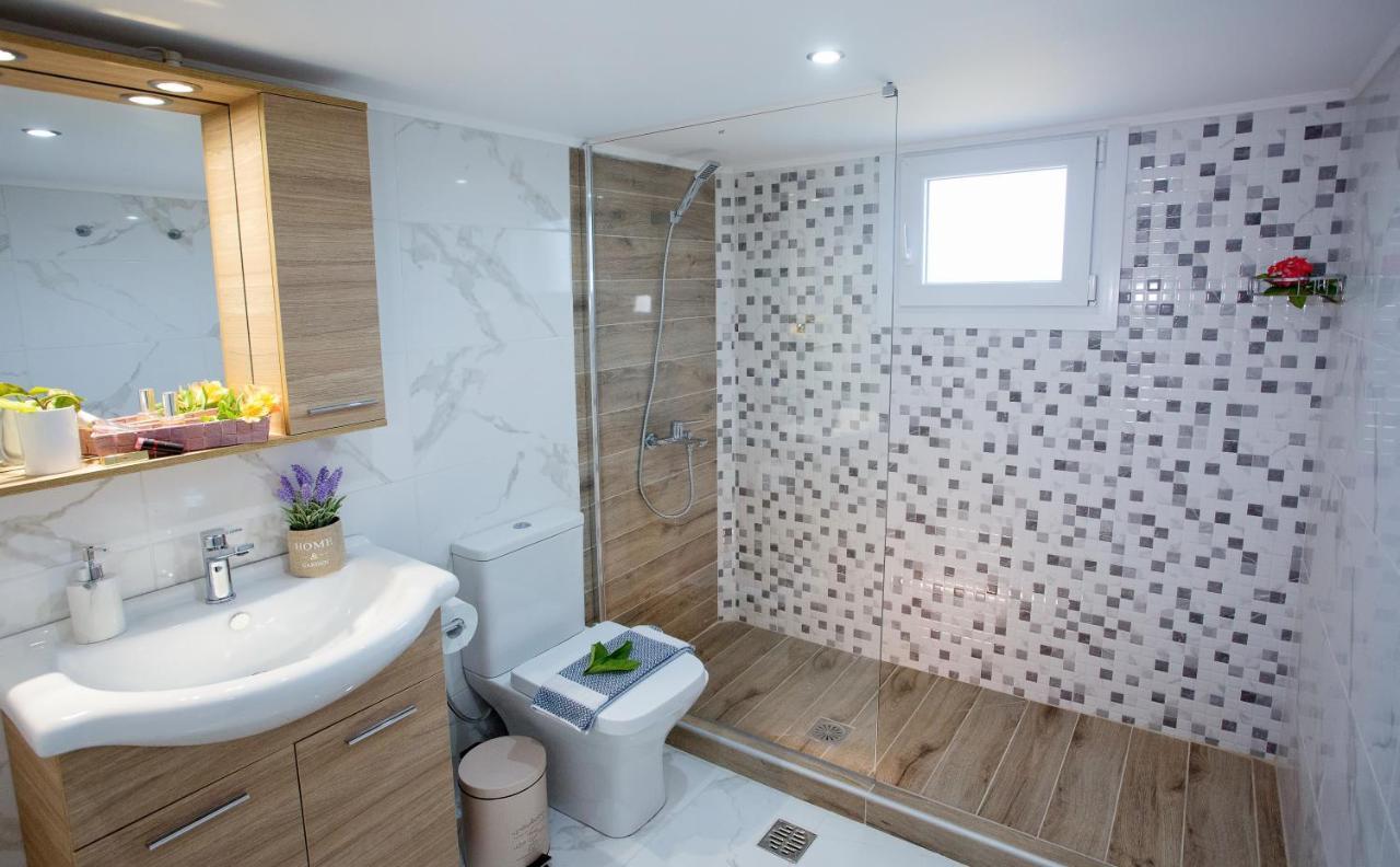 Kaiafas Luxury Philoxenia Apartment เนอาเปรามอส ภายนอก รูปภาพ